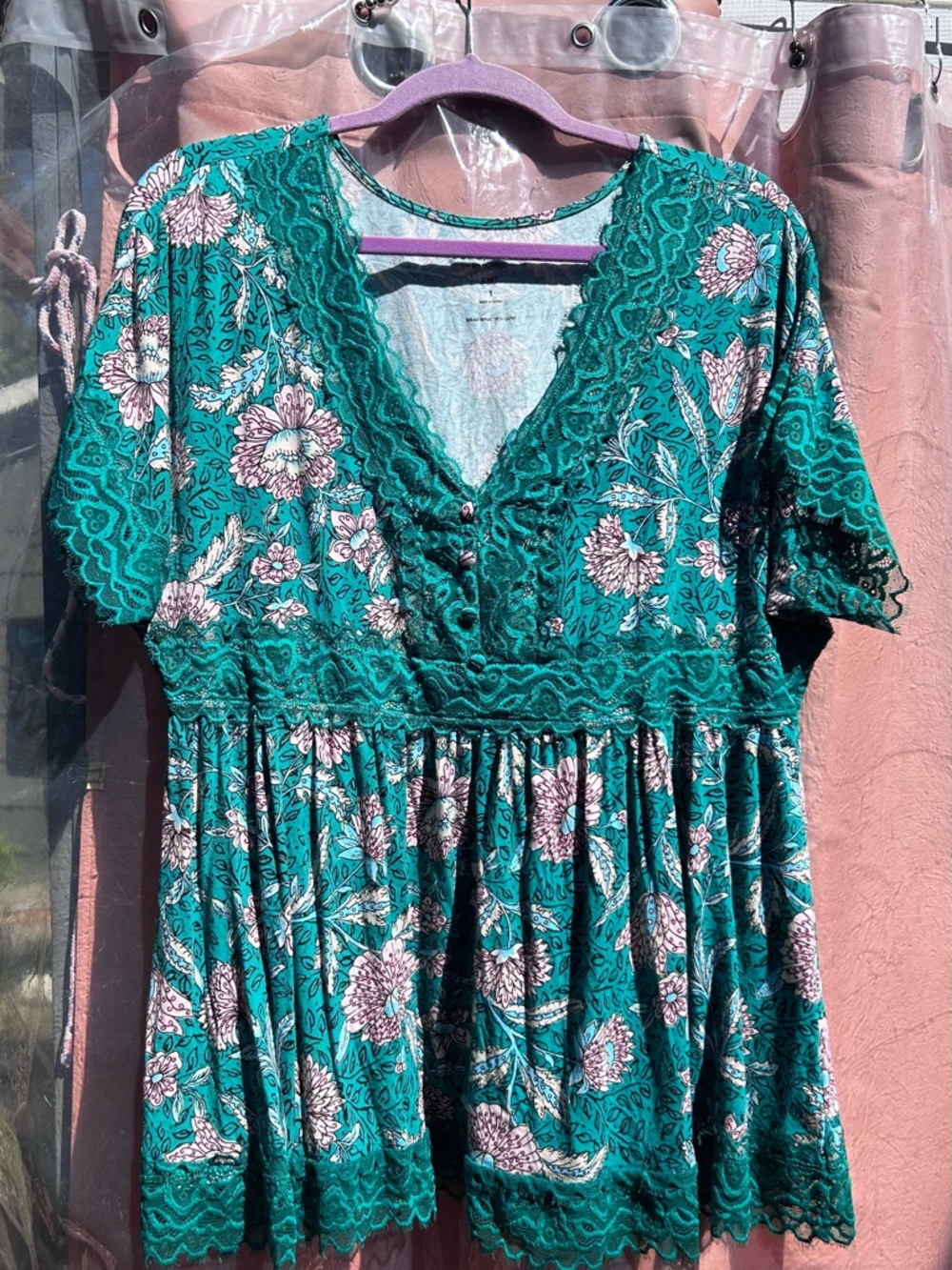 Torrid Super Soft sz 1 Peplum Top